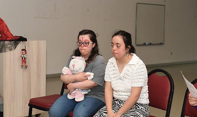 Osmangazi'de engelli bireyler 3 Aralık'a özel gösteri hazırlıyor Osmangazi'de engelli bireyler 3 Aralık'a özel gösteri hazırlıyor