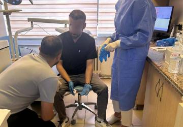 İzmir’de diş hekimi hastası tarafından darp edildi