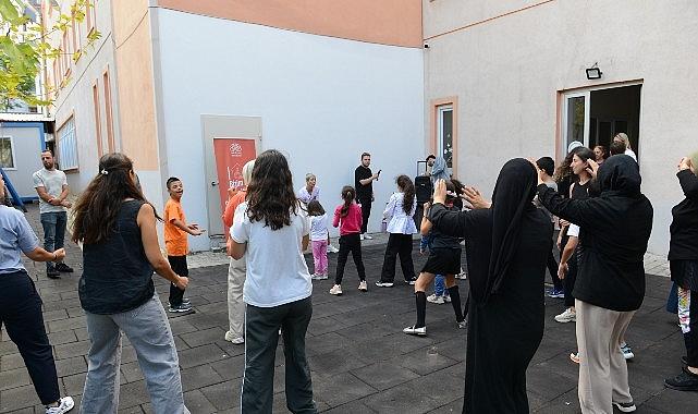 Nilüfer Belediyesi'nden engelli bireylere özel zumba etkinliği