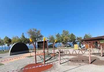 Karamürsel Ereğli Aktif Park'ın zemini yenilendi