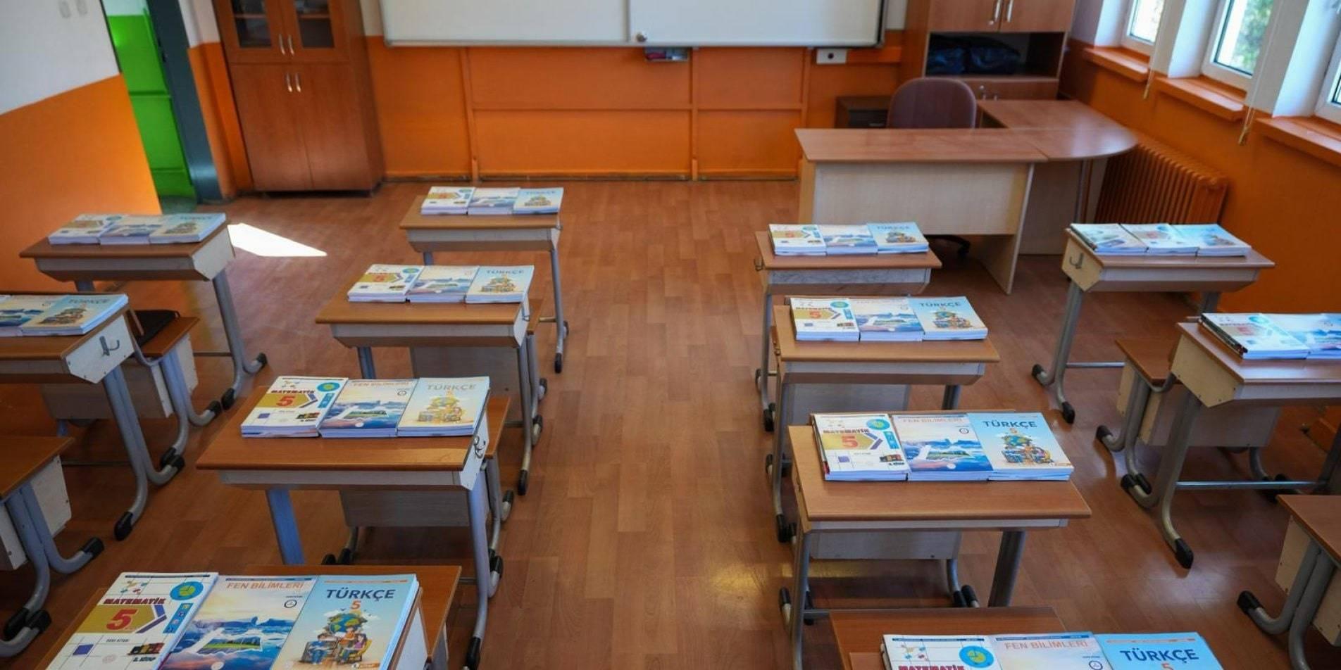 LGS Sınavı Soruları MEB Kaynak Kitapları ile Örtüşüyor! LGS Sınavı Soruları MEB Kaynak Kitapları ile Örtüşüyor!