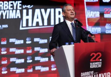 CHP'nin 22. Olağanüstü Kurultayı tamamlandı: Özgür Özel, yeniden genel başkan seçildi