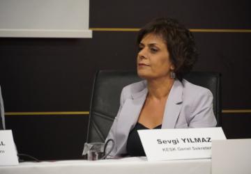 KESK Genel Sekreteri Sevgi Yılmaz: Eğer ‘Barış süreci’ işliyorsa barış akademisyenleri derhal görevlerine iade edilmeli’ - Videolu Haber