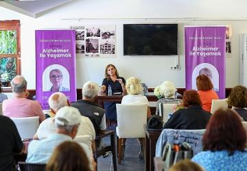 Bakırköy'de “Alzheimer ile Yaşamak" Söyleşisi