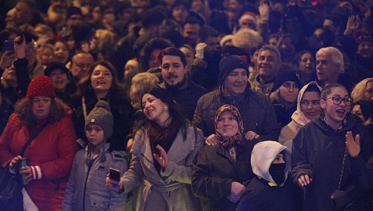 Mudanya'da Son Gece Coşkusu
