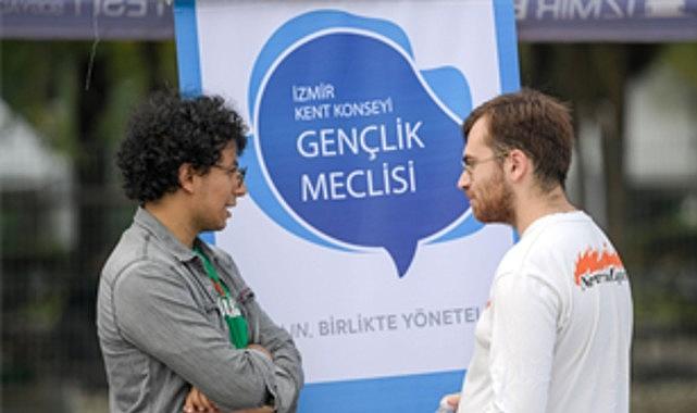 Üniversiteli gençler İzmir'e festivalle “merhaba" dedi Üniversiteli gençler İzmir'e festivalle “merhaba" dedi