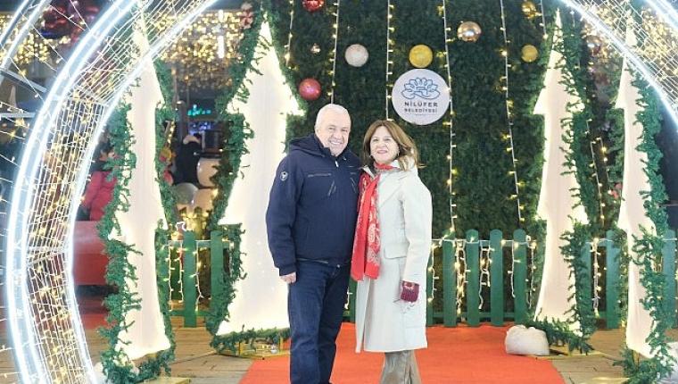 Nilüferliler 2026'yı Cumhuriyet Meydanı'nda karşıladı