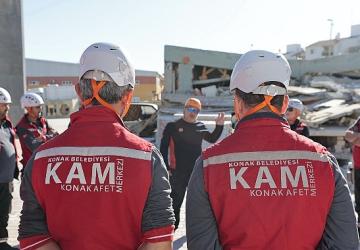 ​Konak'ın hayat kurtaracak timi sahaya indi