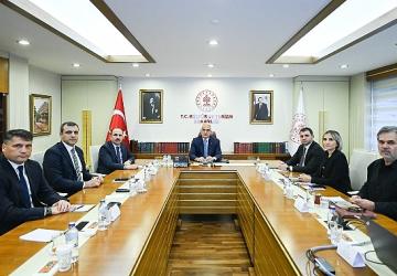 Başkan Altay Bakanlarla Konya Projelerini Görüştü