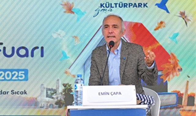 Emin Çapa ve Sema Soykan İZKİTAP'ta okuyucularla buluştu Emin Çapa ve Sema Soykan İZKİTAP'ta okuyucularla buluştu
