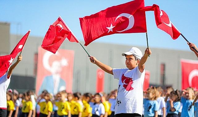 Aliağalılar Cumhuriyetin 102. Yılını Hep Birlikte Coşkuyla Kutlayacak Aliağalılar Cumhuriyetin 102. Yılını Hep Birlikte Coşkuyla Kutlayacak