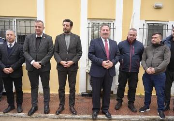 Başkan Topuz Yeni Yıl Öncesi Personellerle Bir Araya Geldi