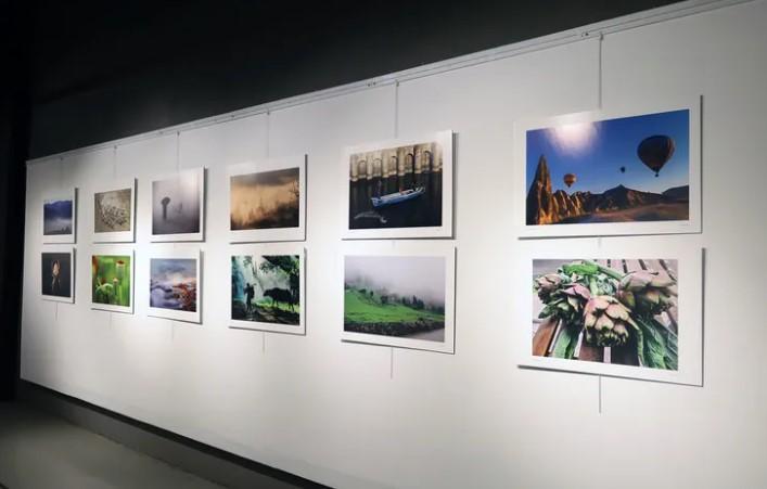 Sakarya’da 30 Yıllık Sanat Yolculuğu Sergiyle Taçlandı Sakarya’da 30 Yıllık Sanat Yolculuğu Sergiyle Taçlandı