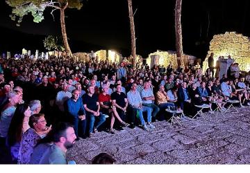 Phaselis Festivali'nde “Samida" sahne aldı
