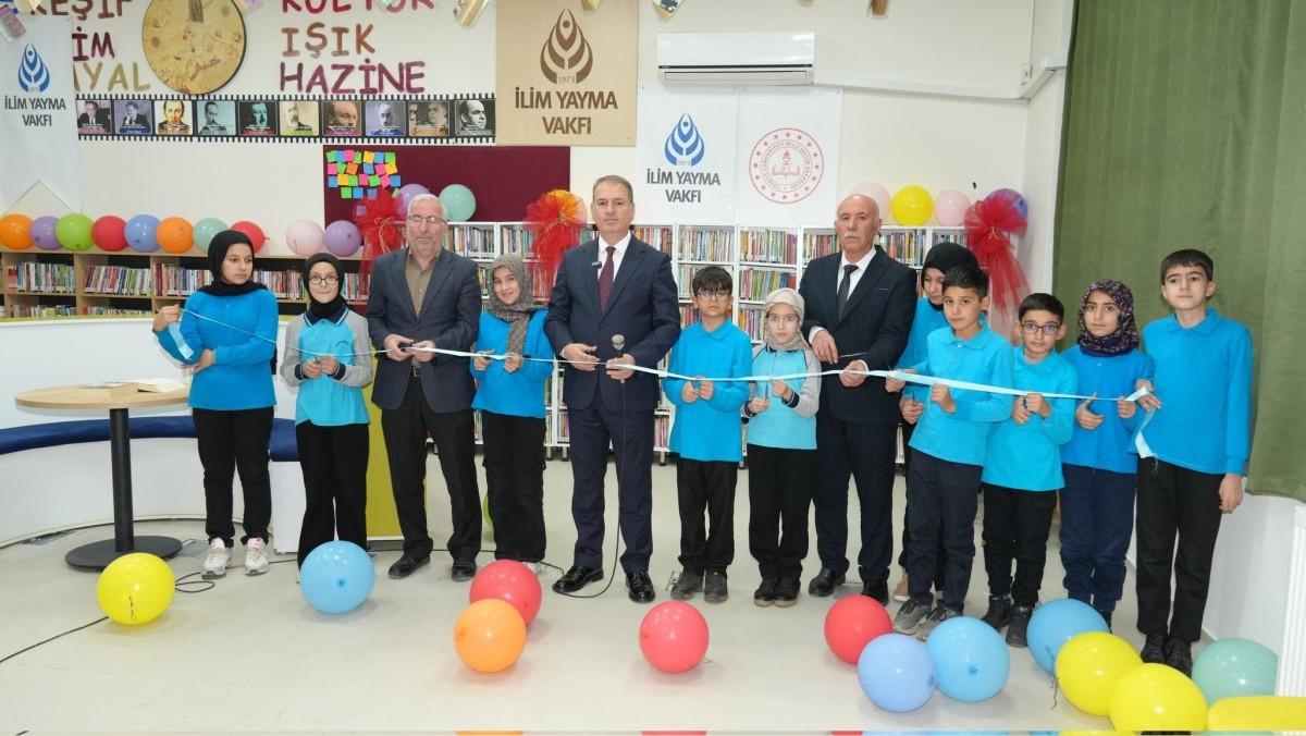 Adıyaman'da İlim Yayma Vakfı tarafından yaptırılan kütüphanenin açılışı gerçekleştirildi