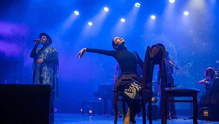 İstanbul'da Spiritüel Bir Yolculuk: 'Ocean in the Desert Show' Sahnede