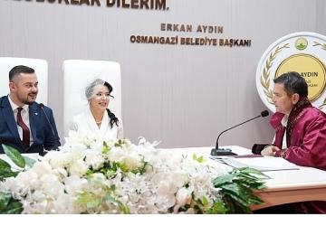 Başkan Erkan Aydın Yılın Son Nikahını Kıydı