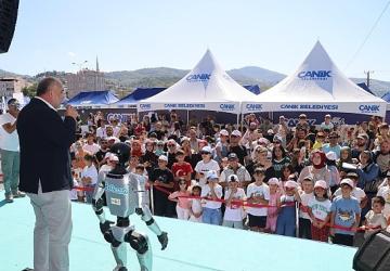 Canik Belediyesi'nden Samsun'un 17 İlçesinde Yapay Zekâ Eğitimi