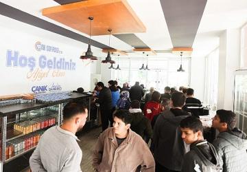 Can Sofrası'nda Şehit Yakınları ve Gazilere Yüzde 30 İndirim