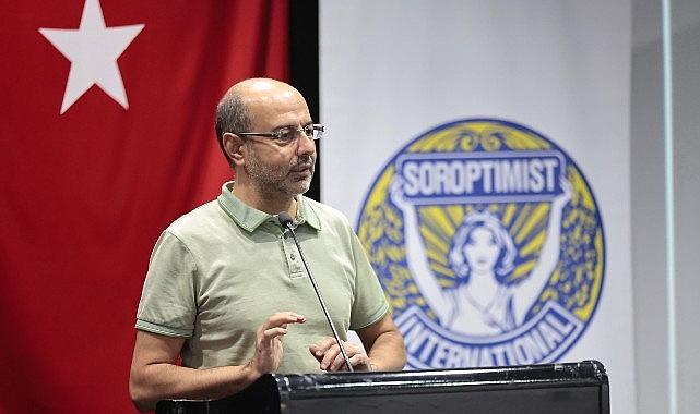 Konak'ın kadın muhtarları Yeşil Lider oldu