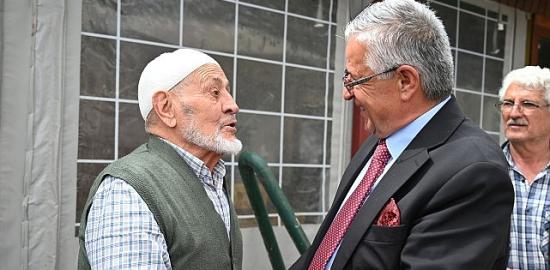 Çıralı'da vatandaşlar tapularına kavuşmaya başladı