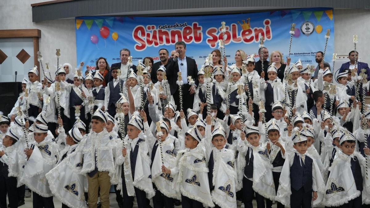Adıyaman Belediyesi, çocuklar için geleneksel sünnet etkinliği düzenledi - Videolu Haber Adıyaman Belediyesi, çocuklar için geleneksel sünnet etkinliği düzenledi - Videolu Haber
