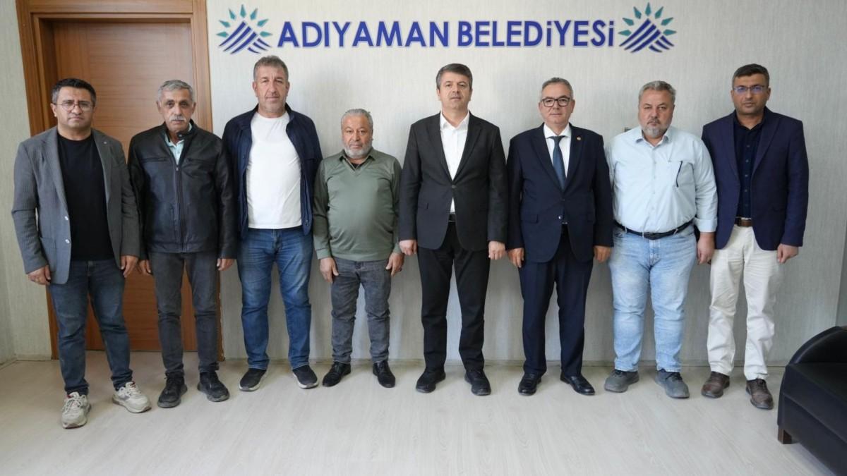Adıyaman Basın Kartı Sahipleri Derneği’nden Başkan Tutdere’ye ziyaret Adıyaman Basın Kartı Sahipleri Derneği’nden Başkan Tutdere’ye ziyaret
