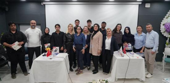 YKS adaylarından AKEM’de kıyasıya münazara: Başkan Tutdere’den öğrencilere ödül - Videolu Haber