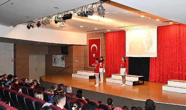 “O'nun Sayesinde" Oratoryosu Duygu Dolu Anlar Yaşattı “O'nun Sayesinde" Oratoryosu Duygu Dolu Anlar Yaşattı