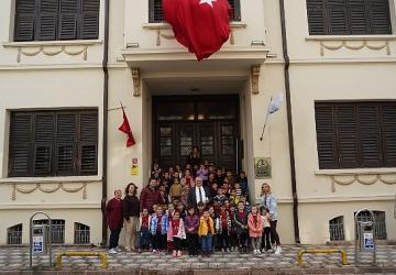 Edremit Belediyesi Atatürk Kültür Evi'ne ziyaretçi akını