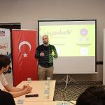 Osmangazi Belediyesi'nden Gençlere Eleştirel Düşünce Atölyesi