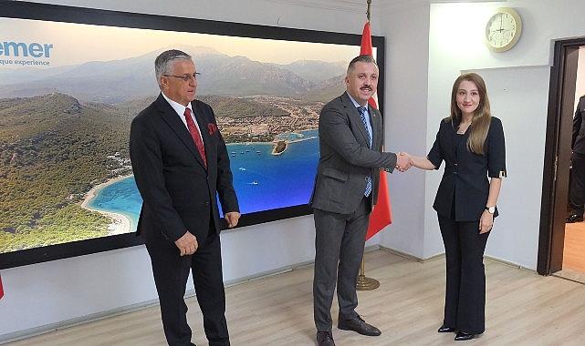 Kemer'de Cumhuriyet Bayramı coşkusu Kemer'de Cumhuriyet Bayramı coşkusu