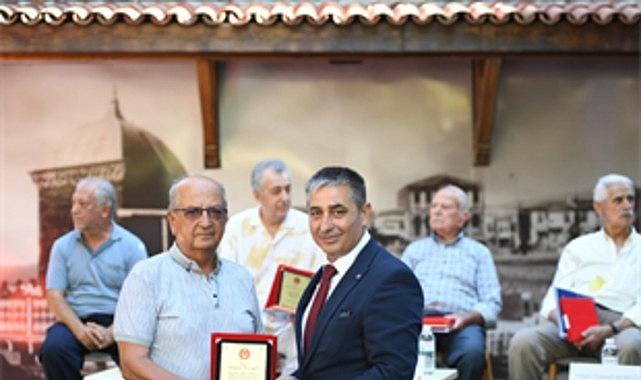 İzmir İtfaiyesi'nin çınarları genç meslektaşları ile buluştu