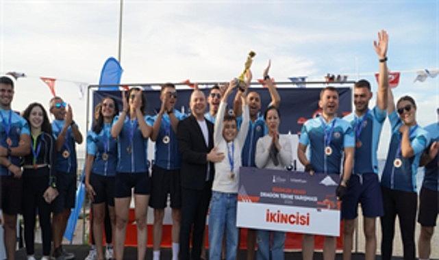Dragon Tekne Yarışları nefes kesti Dragon Tekne Yarışları nefes kesti