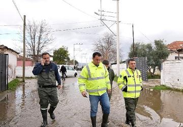 Torbalı Belediyesi'nden Yağmur Mesaisi: Sorunlar Anında Çözüldü!