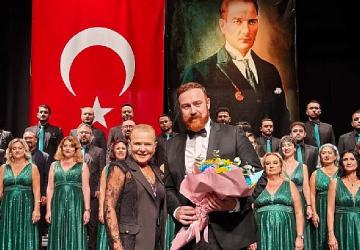 Yenişehir Belediyesinden coşkulu Cumhuriyet Konseri
