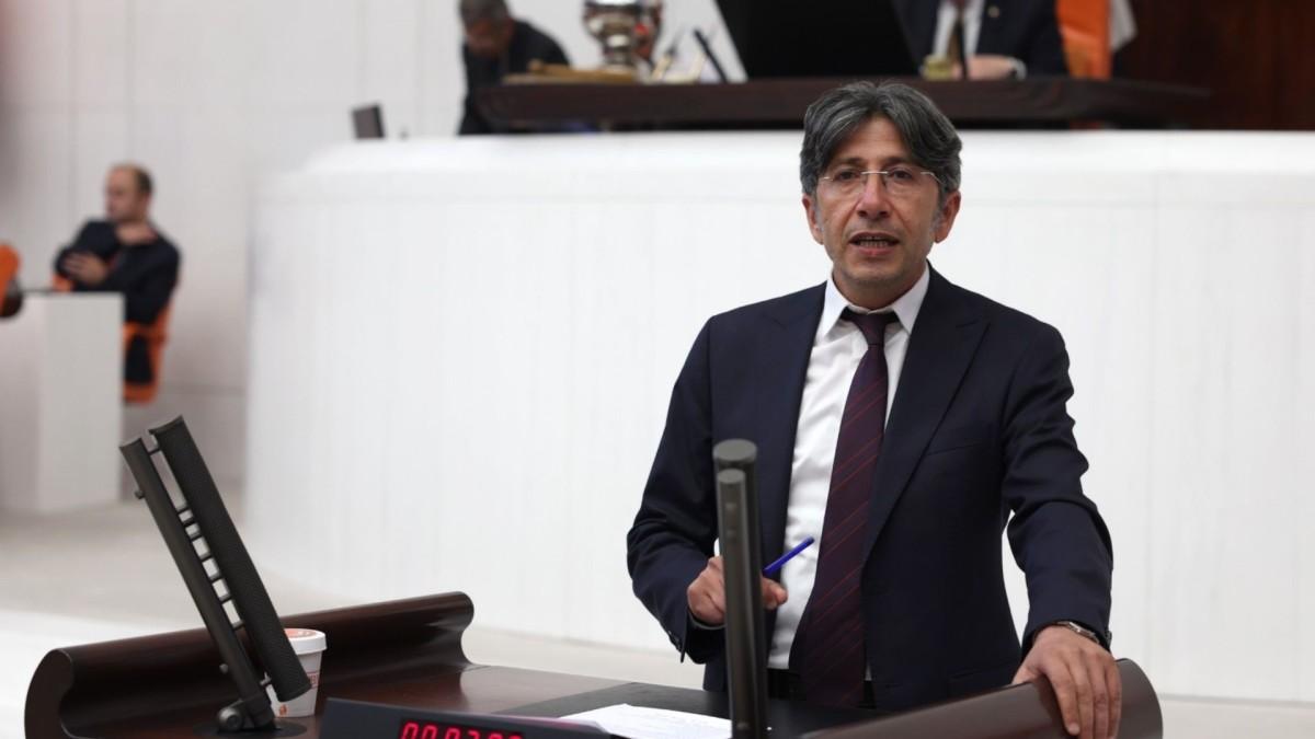 Milletvekili Ali Bozan, Bakan Murat Kurum’a sordu: 'Adıyaman’da halen kaldırılmamış kaç enkaz var?' Milletvekili Ali Bozan, Bakan Murat Kurum’a sordu: 'Adıyaman’da halen kaldırılmamış kaç enkaz var?'