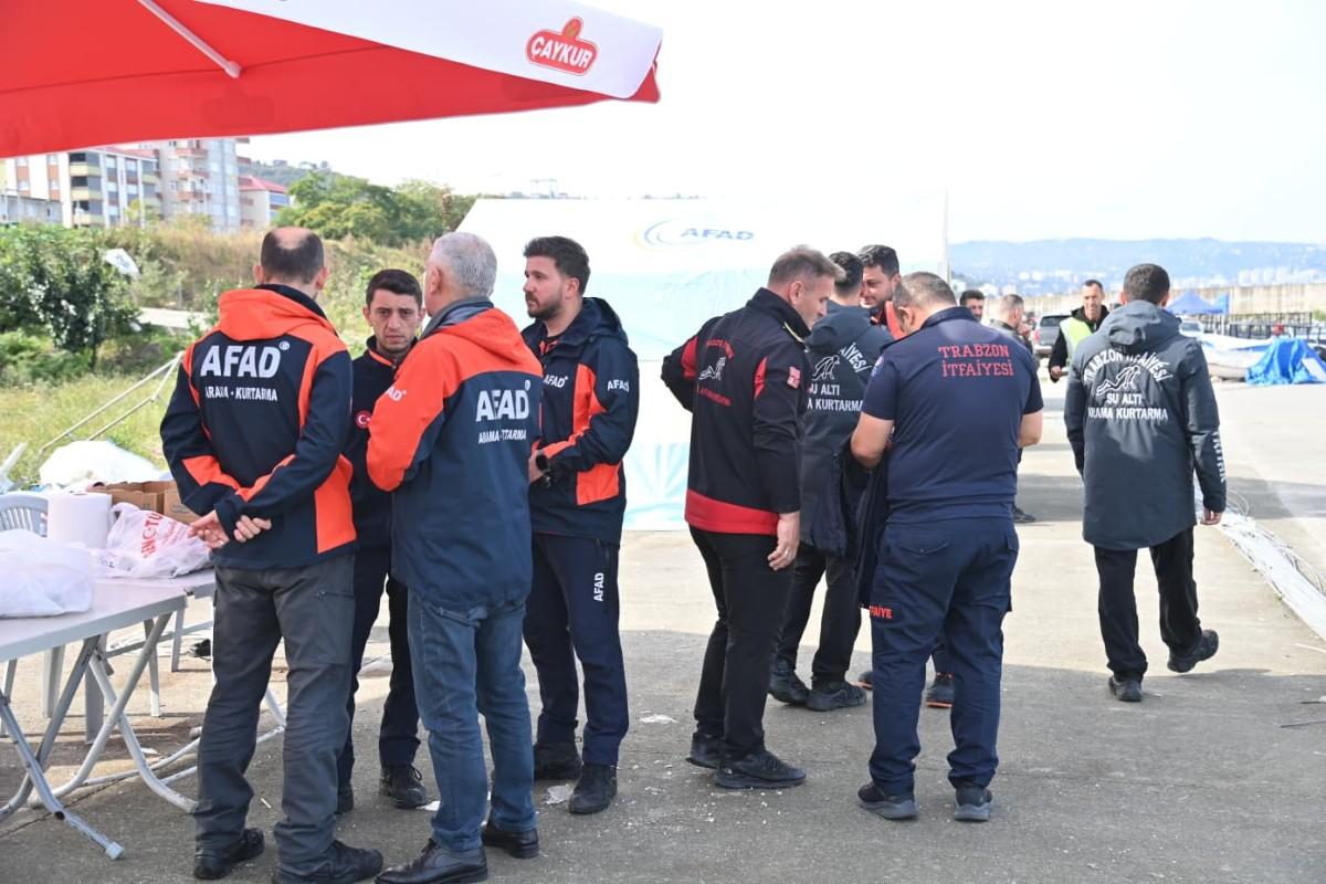 Başkan Genç, Deniz Kuvvetleri’nden Özel Cihaz Talep Etti Başkan Genç, Deniz Kuvvetleri’nden Özel Cihaz Talep Etti