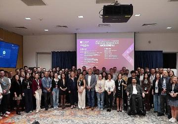 Alternatif Bank ve Microsoft Türkiye'nin düzenlediği “Yapay Zekanın Gücüyle Engelsiz Bankacılık Hackathonu"nun kazananları belli oldu