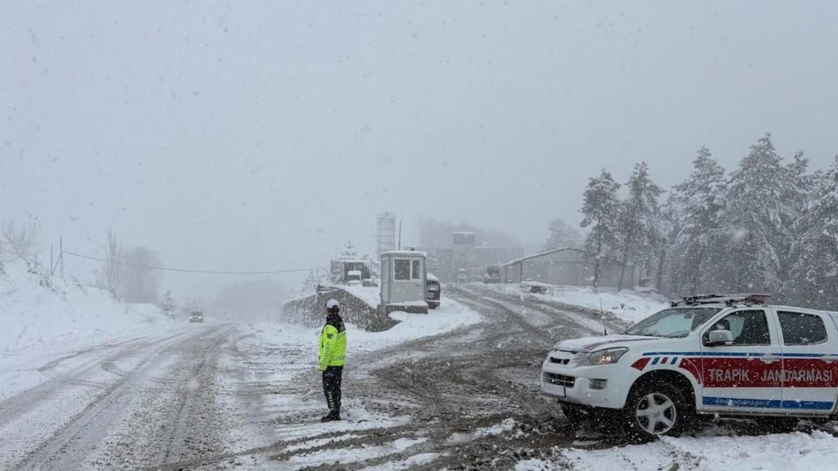 Ordu Valiliği duyurdu: Kar nedeniyle eğitime 1 gün ara verildi