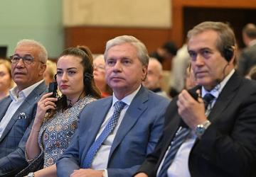 Antalya iş dünyası Moskova heyeti ile buluştu