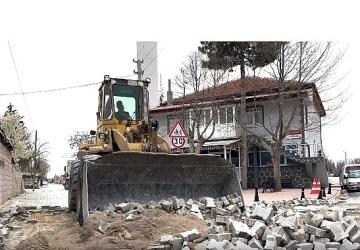 Çumra'da Yol Altyapı Çalışmaları Aralıksız Sürüyor