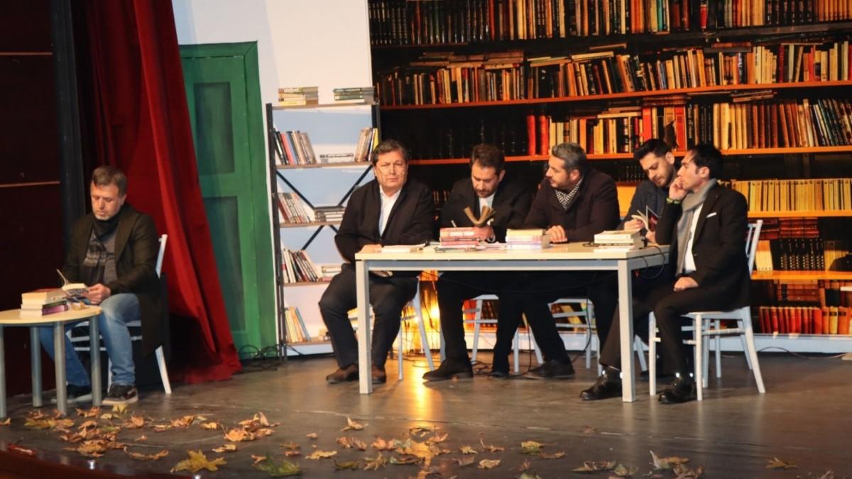 Kahta’da şiir gecesi: 'Zemheri Ateşi' programı düzenlendi