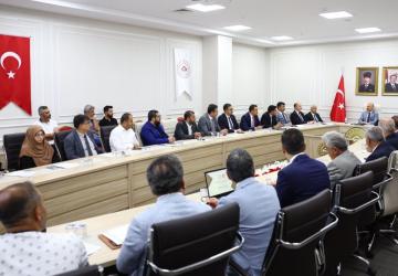 Adıyaman’da sahipsiz hayvanları korumaya yönelik toplantı yapıldı