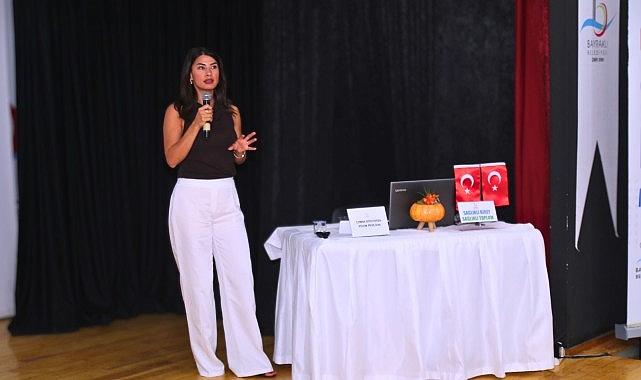 Bayraklı'da sağlıklı ve dengeli beslenme semineri