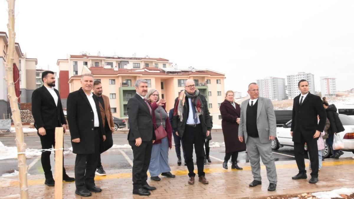 Dayanıklı şehirler projesi kapsamında Besni’de incelemeler yapıldı