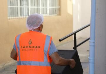 Çankaya'dan Her Gün 2 Bin Öğrenciye Sıcak Öğle Yemeği