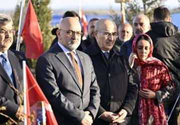 Emniyet Genel Müdürü Mahmut Demirtaş Adıyaman’da deprem şehitleri için dua etti