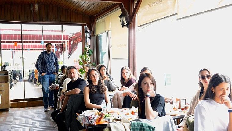 Nilüfer'in sultanları Gölyazı'da buluştu