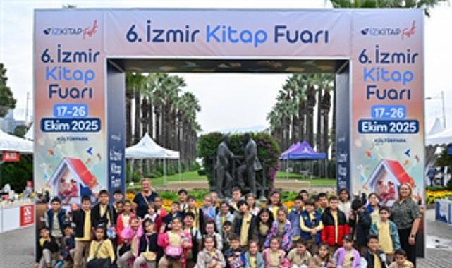 İZKİTAP'a her yaştan ziyaretçi İZKİTAP'a her yaştan ziyaretçi